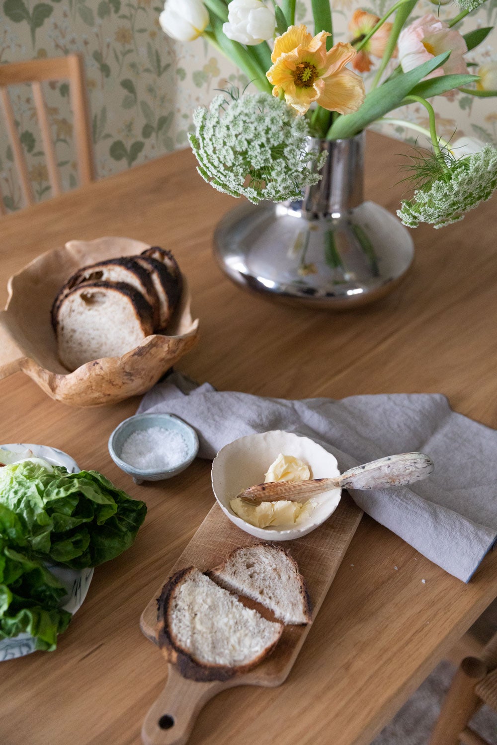 Magdalena, beige tapet